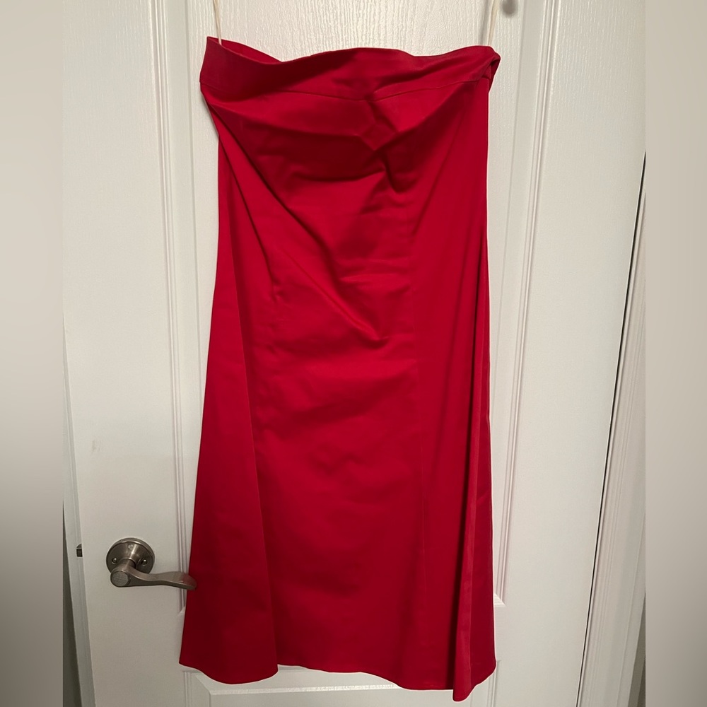 Girl Friday, strapless hot pink dress. Super cute and simple!